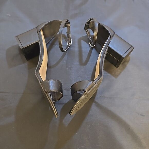 BRAND NEW WILD DIVA WOMEN'S ANKLE STRAP PLATFORM  LOW CHUNKY HEELS  SANDAL - Picture 9 of 15